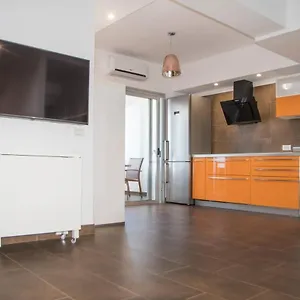 Le Terrazze 6 Apartment